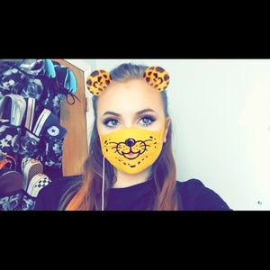 Meet your Posher, Whitney